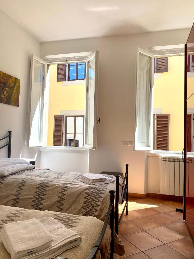 Nice & Roomy Apartment Behind The Uffizi Museum ฟลอเรนซ์ ภายนอก รูปภาพ
