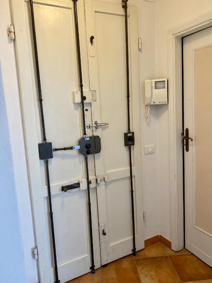 Nice & Roomy Apartment Behind The Uffizi Museum ฟลอเรนซ์ ภายนอก รูปภาพ